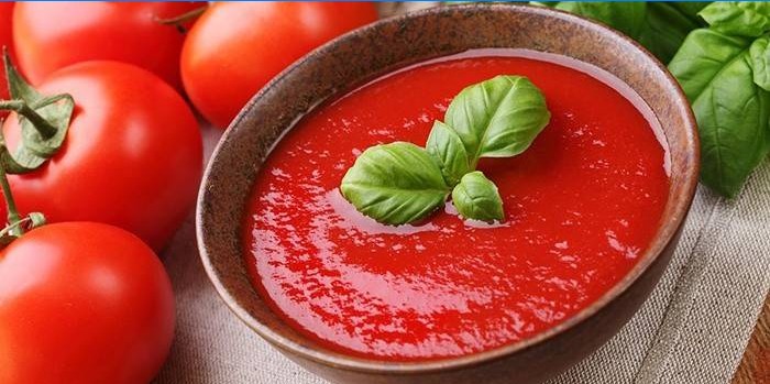 Tomatpuré och bantningstomater