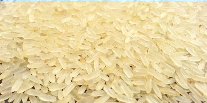 Ångad långkornigt ris