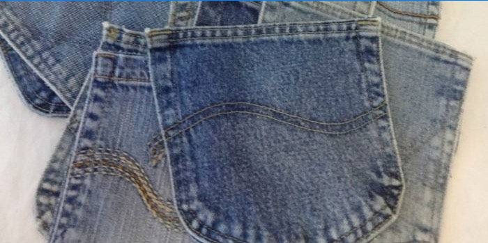 Fickor från gamla jeans