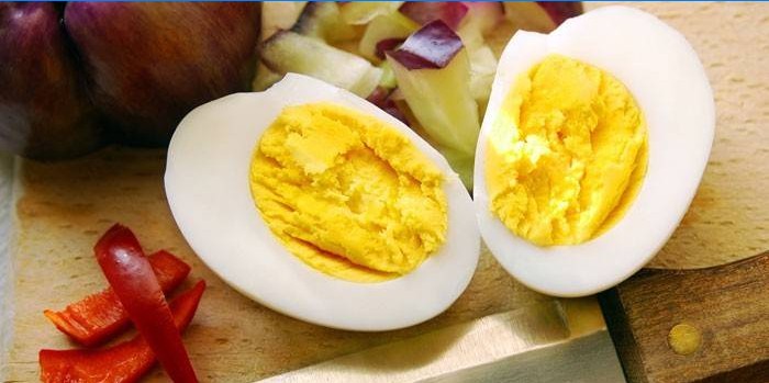 Hur mycket ska man koka mjuka kokta ägg på en gas- eller elektrisk spis