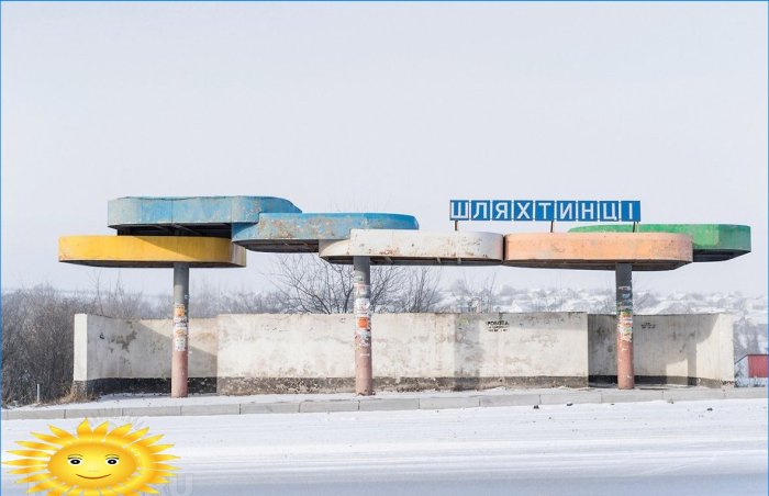 Sovjetiska busshållplatser