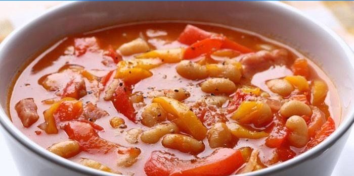 Bean soppa med grönsaker