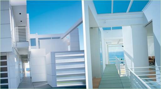 Den vita villan California Beach House av Richard Meier och Michael Palladino