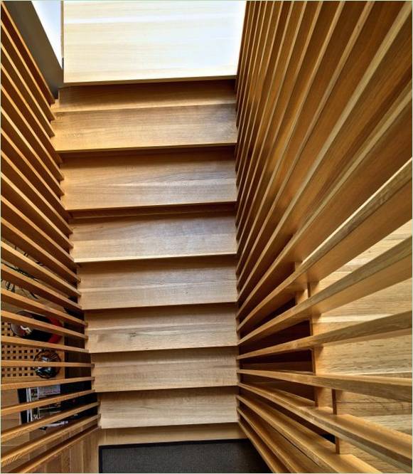 Räcken för trappor i trä
